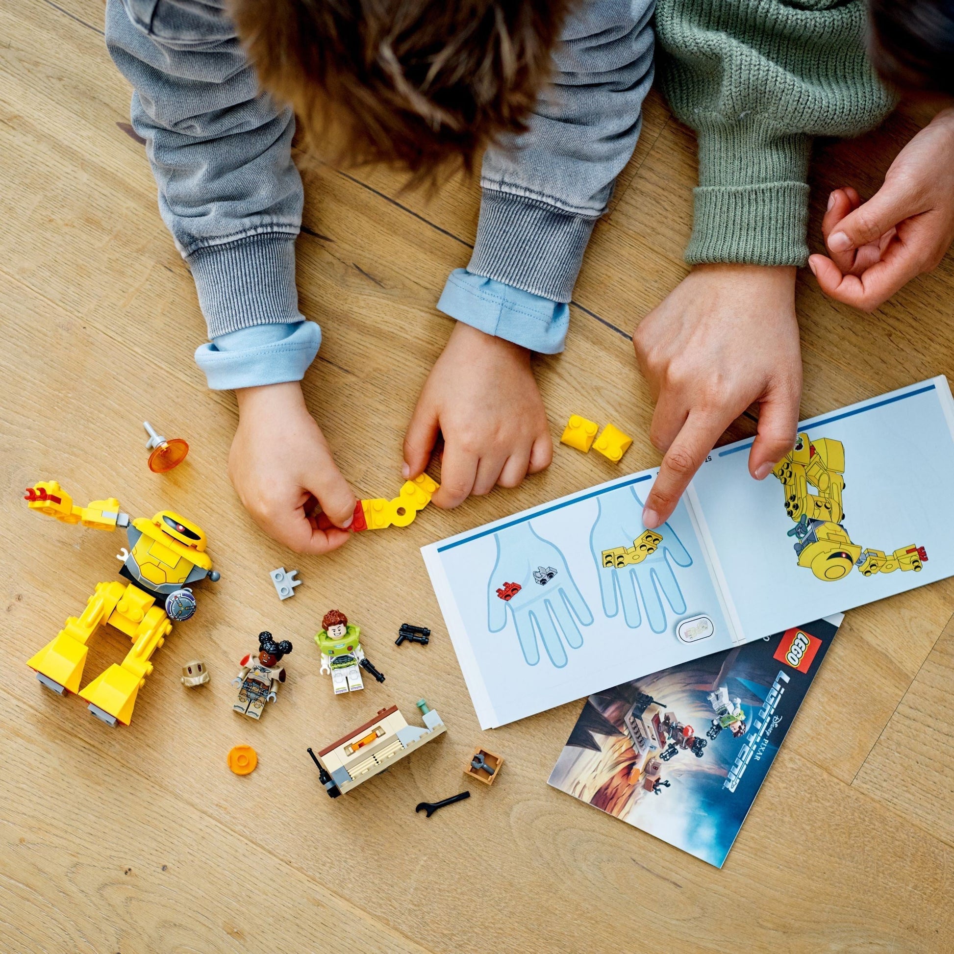 LEGO Disney 76830 Pixar's Lightyear Zyclops Chase- Auzzi Store