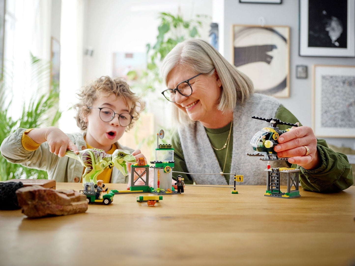 LEGO Jurassic Park 76944 T. Rex Dinosaur Breakout- Auzzi Store