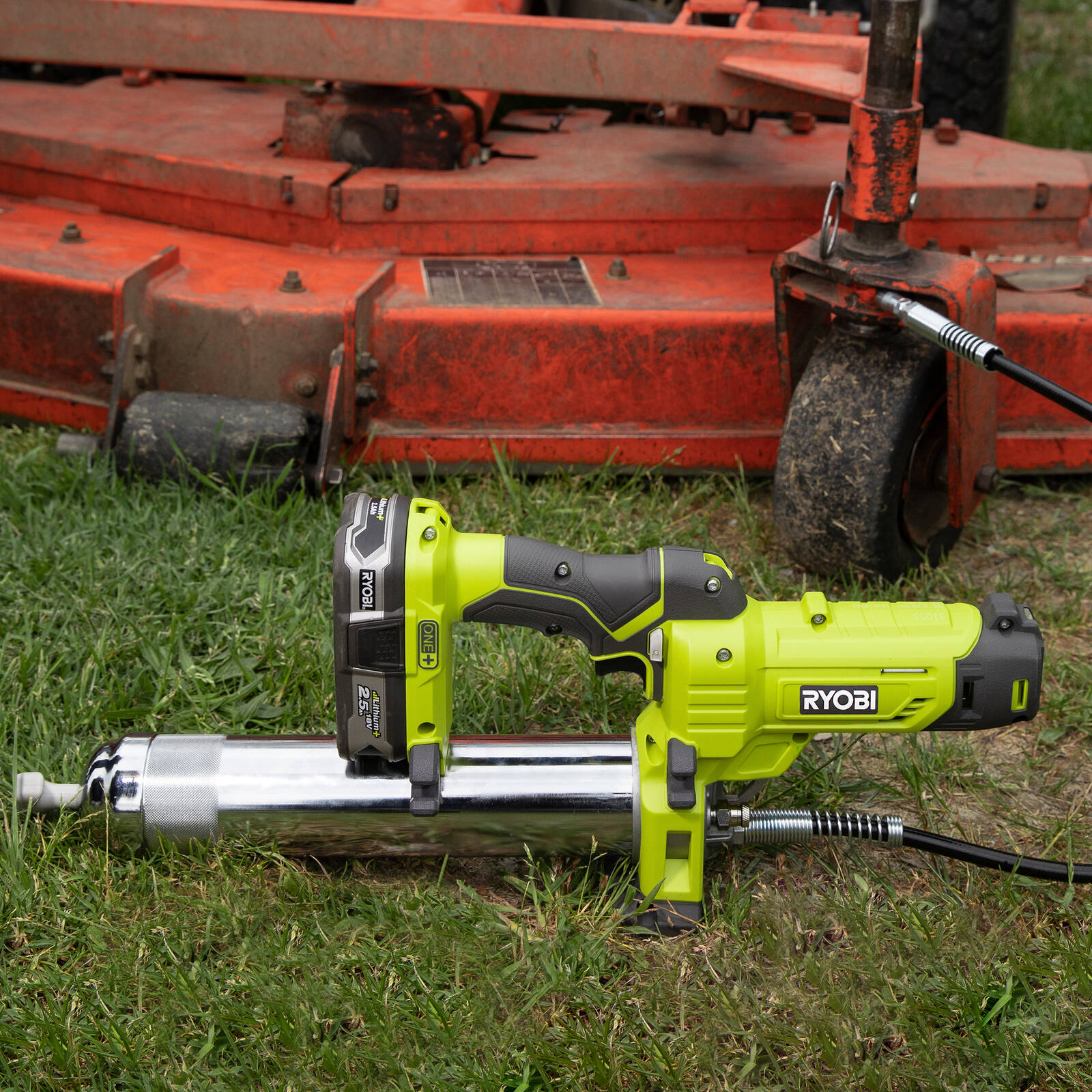 Ryobi 18V ONE+ Cordless Grease Gun R18GG450-0 - Tool Only