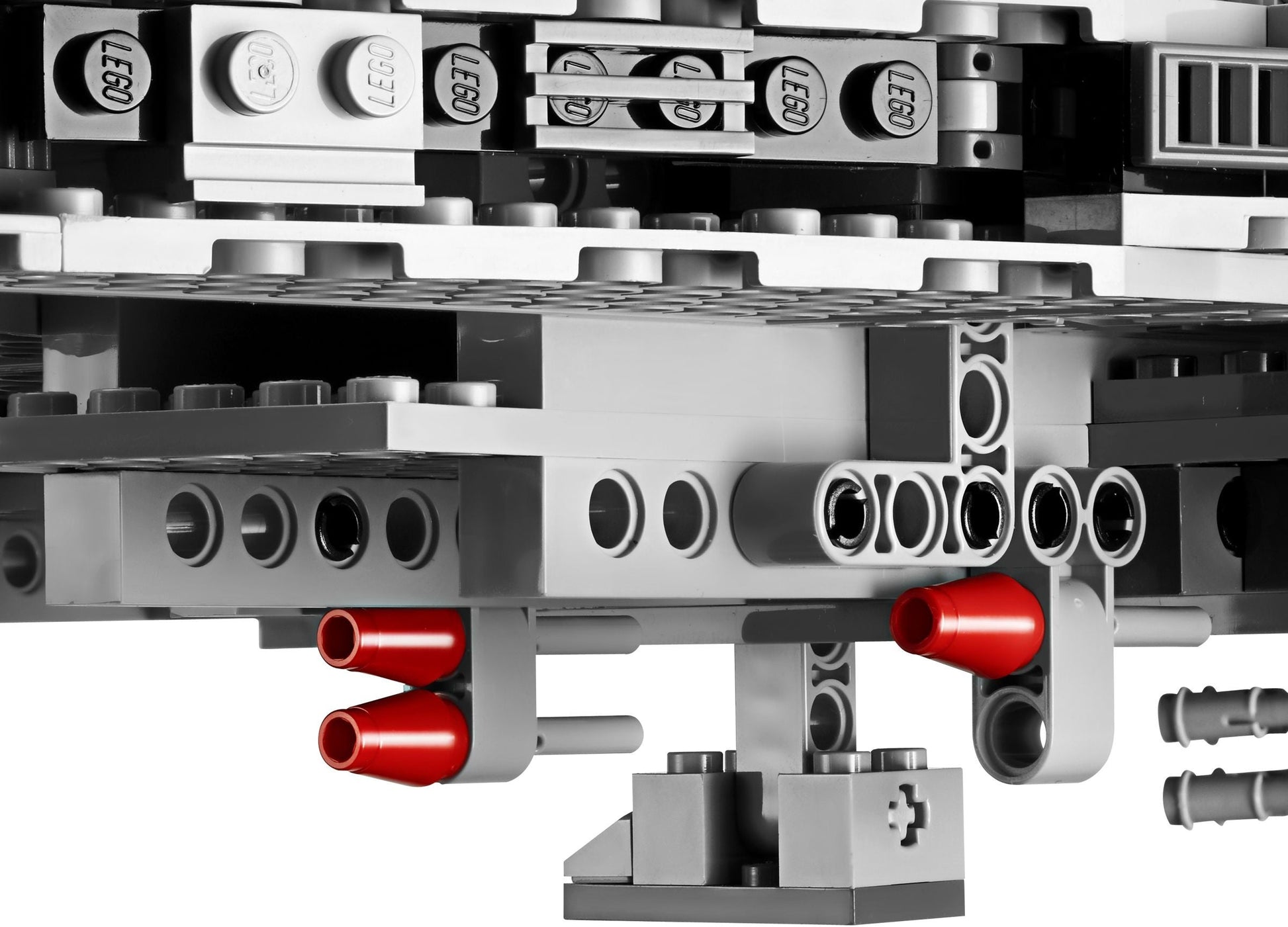 LEGO 7965 Star Wars Millennium Falcon- Auzzi Store