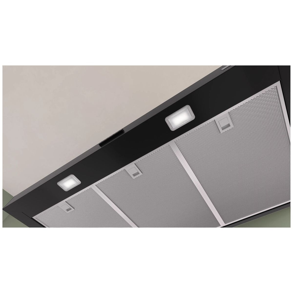 Bosch Series 4 90cm canopy rangehood - Matt black - 594m³/h, 3 power levels, push buttons - DWB95CC60A