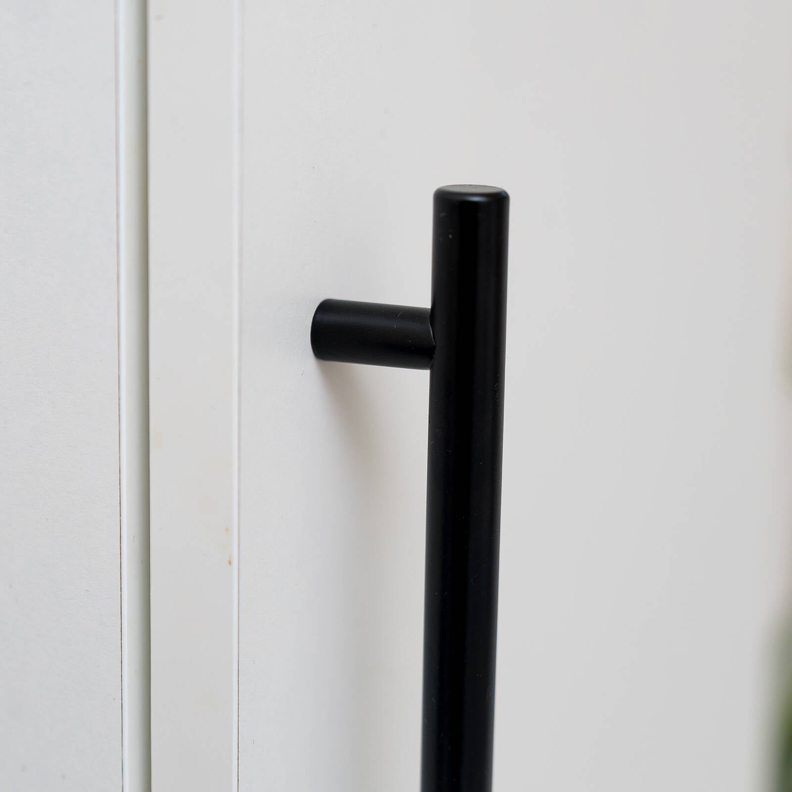 Taskmaster 128mm Matte Black T Handle - 10 Pack Cabinet Handles