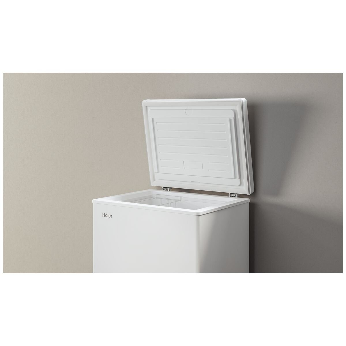 Haier Series 300 137L hybrid chest freezer - white, 6 star energy rating, Super Freeze - HCF140W