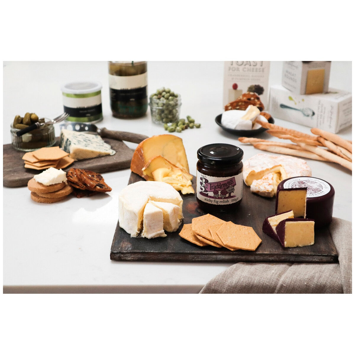 Entertainer's Cheese Selection Hamper - SuperSaverAU - view 3