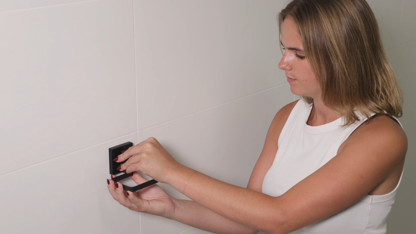 Fusion-Loc 13kg Suction Toilet Roll Holder - Matte Black Powder Coated Steel