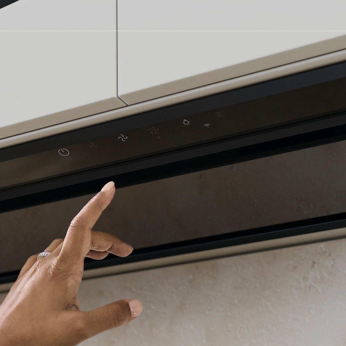 Haier 90cm 600 Series Integrated Insert Rangehood - Black - Wi-Fi SmartHQ App - Touch Controls - HPH90IMB2