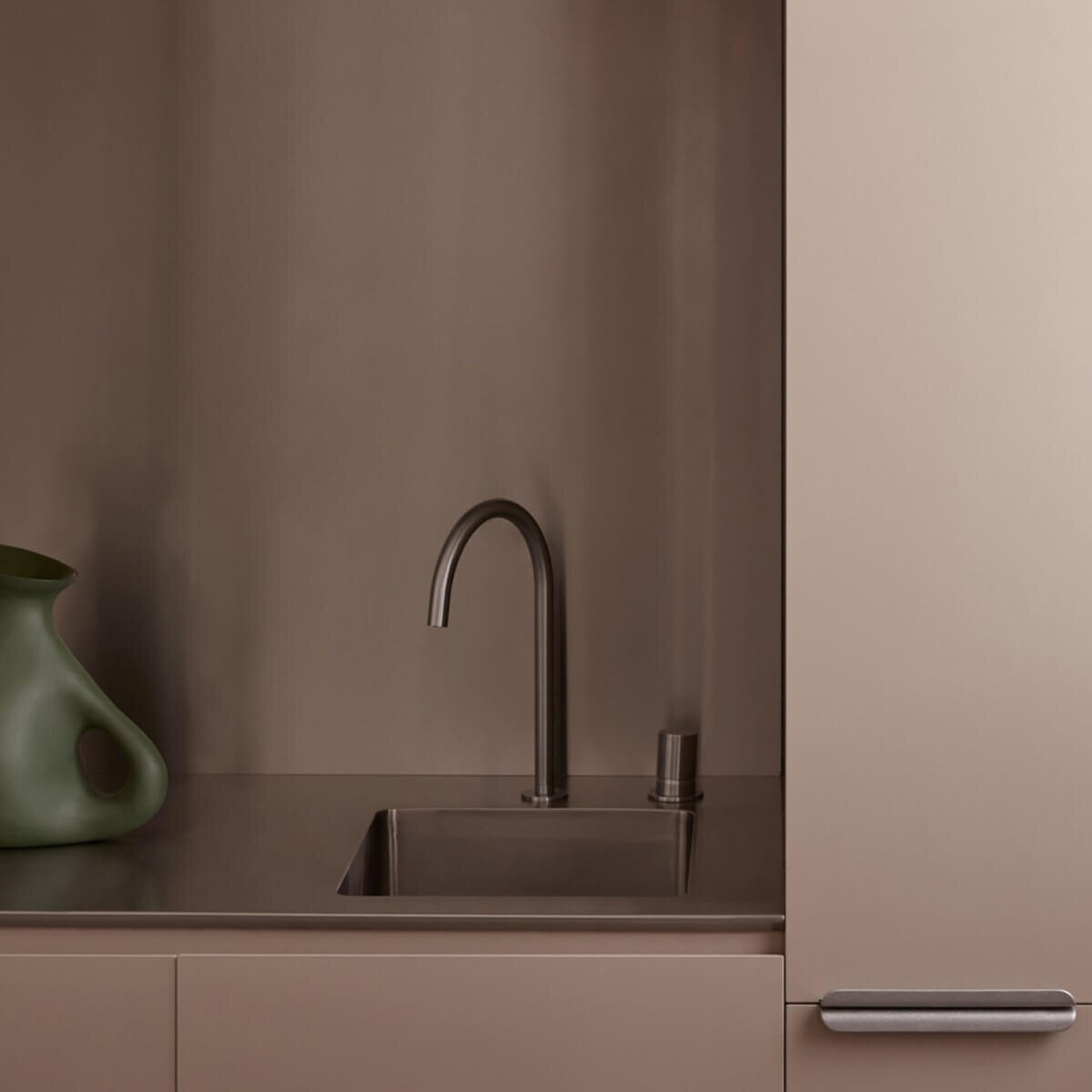 Titan single bowl kitchen sink - compact brushed stainless steel, AISI316 grade - TSSS40
