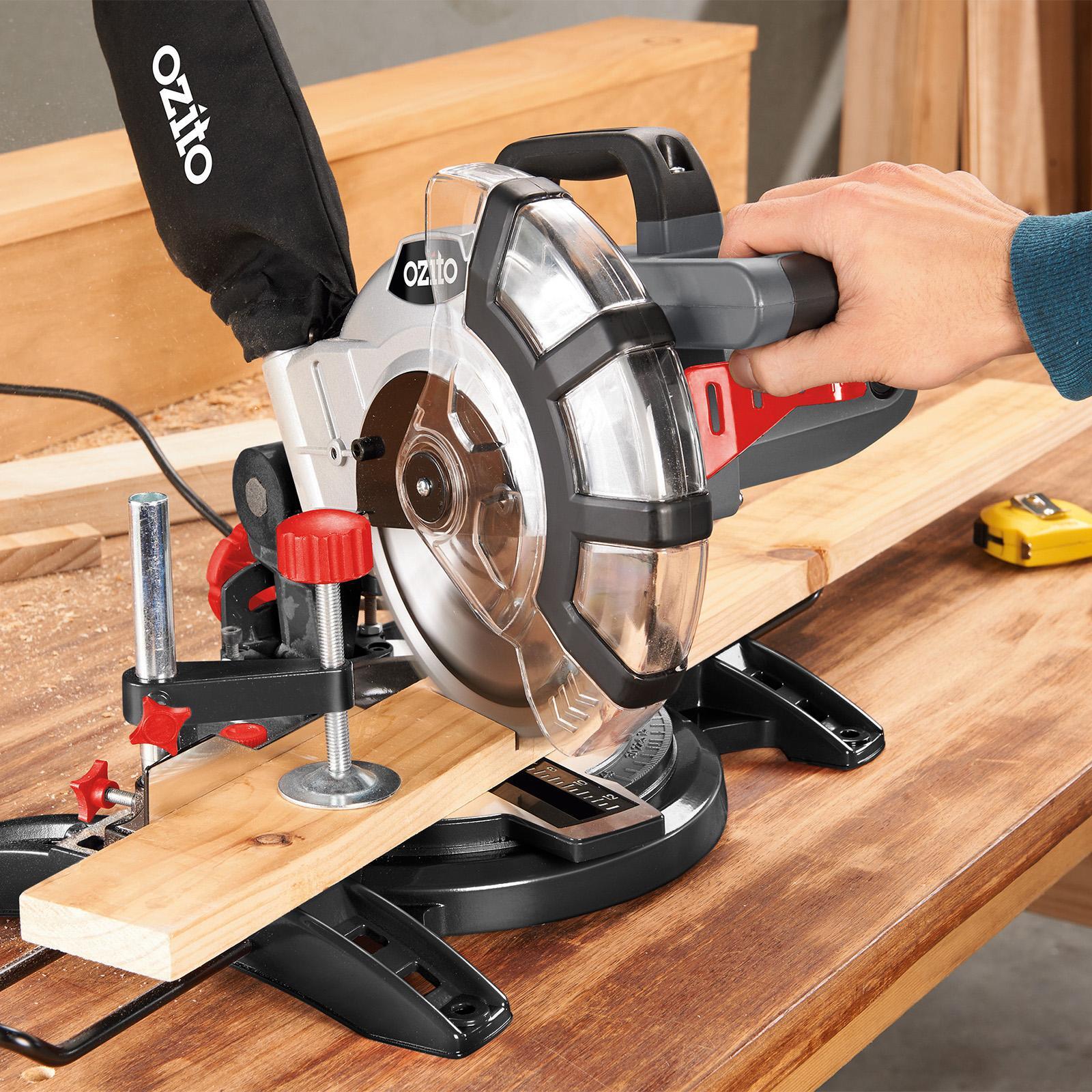 Ozito 1600W 210mm Corded Compound Mitre Saw Metal CMS-1621