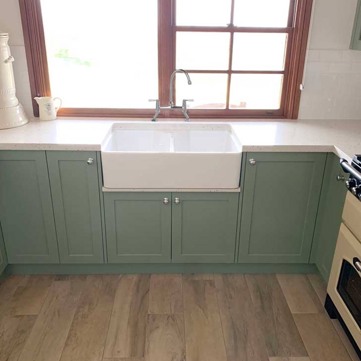 Turner Hastings Chester Double Fireclay Butler Sink - White, Undermount, Tap Landing - 7408