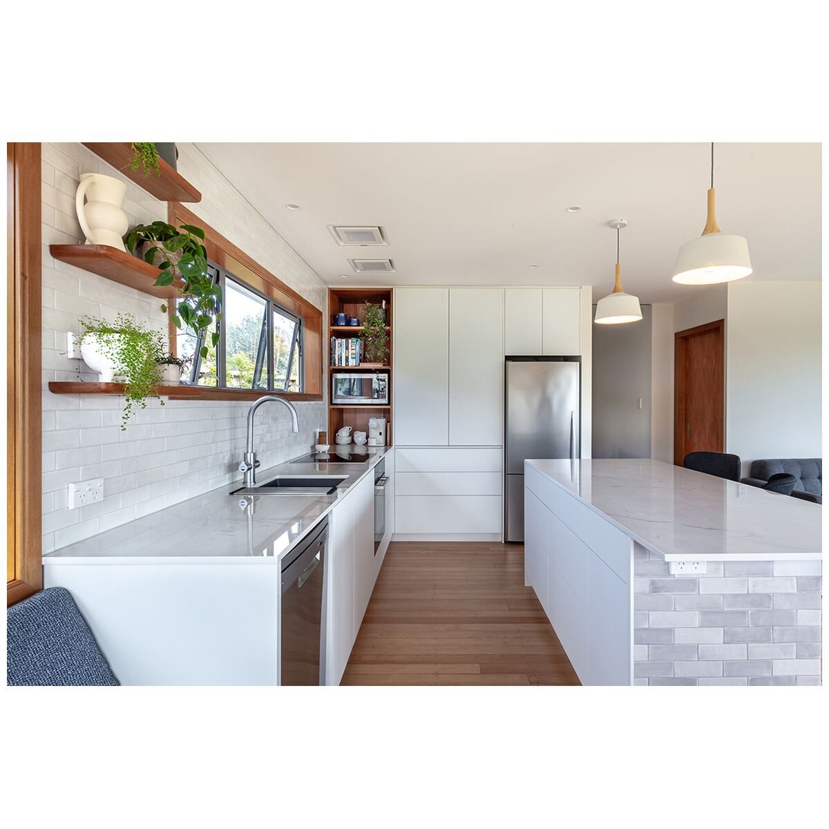 Schweigen Silent Modular Cassette Rangehood - 1600m³/h, 2 Filters, White - CC-PARA2WSPPAK