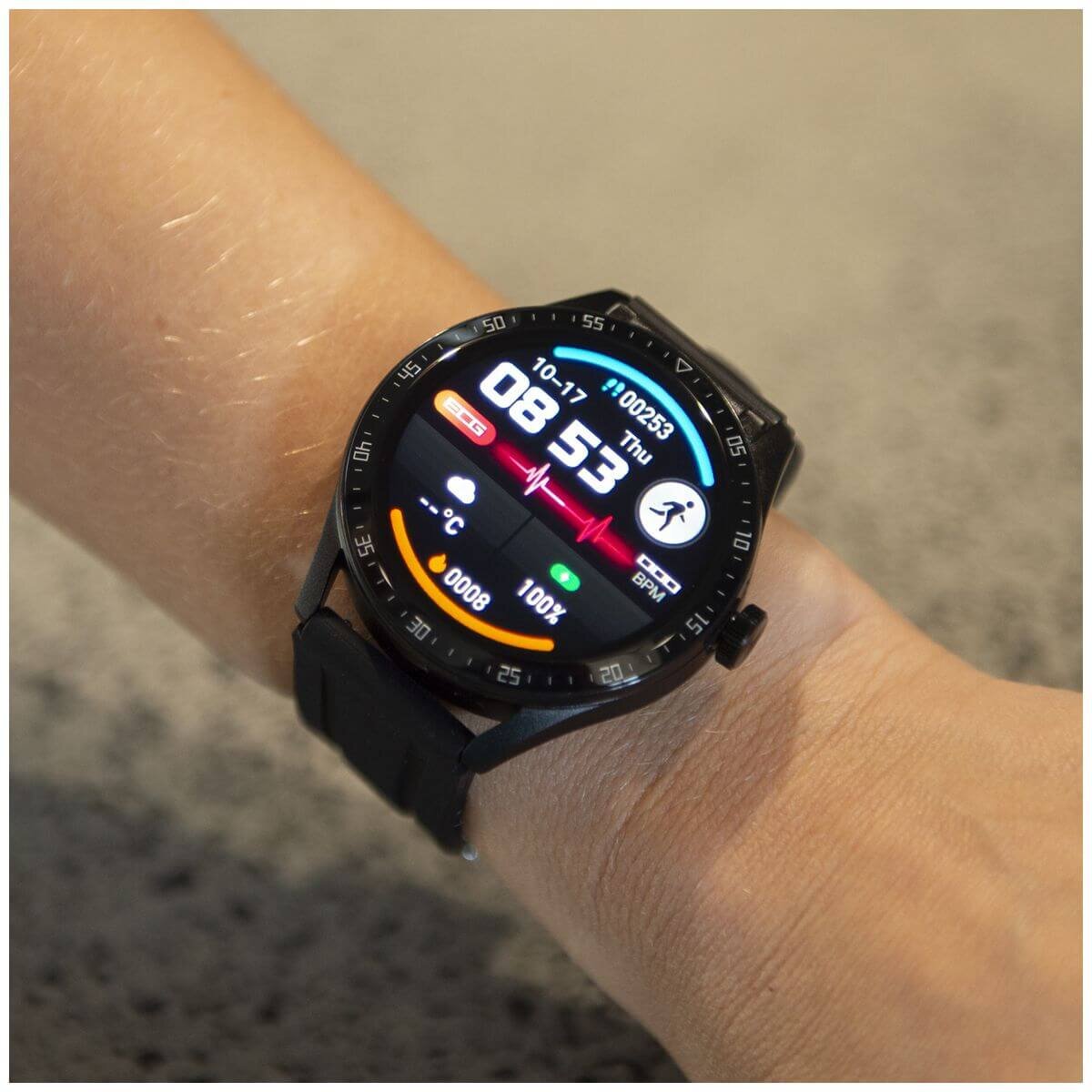 Fitsmart Momentum Audio smartwatch - built-in wireless earbuds, 47mm display, heart rate monitor - 10004978