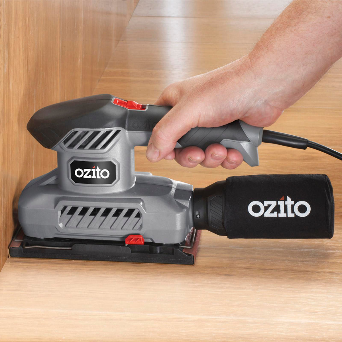 Ozito 150W 1/3 Sheet Finishing Sander TSS-3100 - 11000rpm, Dust Bag, Lock-On Button