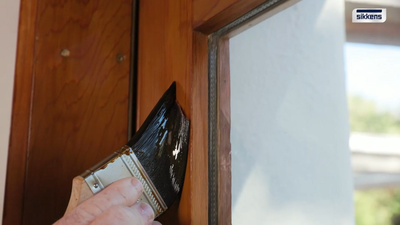Sikkens Cetol HLSe Ebony Exterior Timber Finish 1L - Oil Based, Satin, UV Resistant Decking Stain