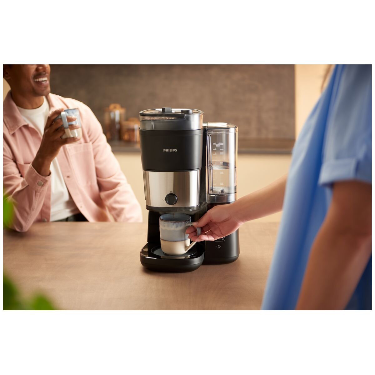 Philips Grind and Brew coffee machine - built-in burr grinder - 10-cup water tank - HD7900-50