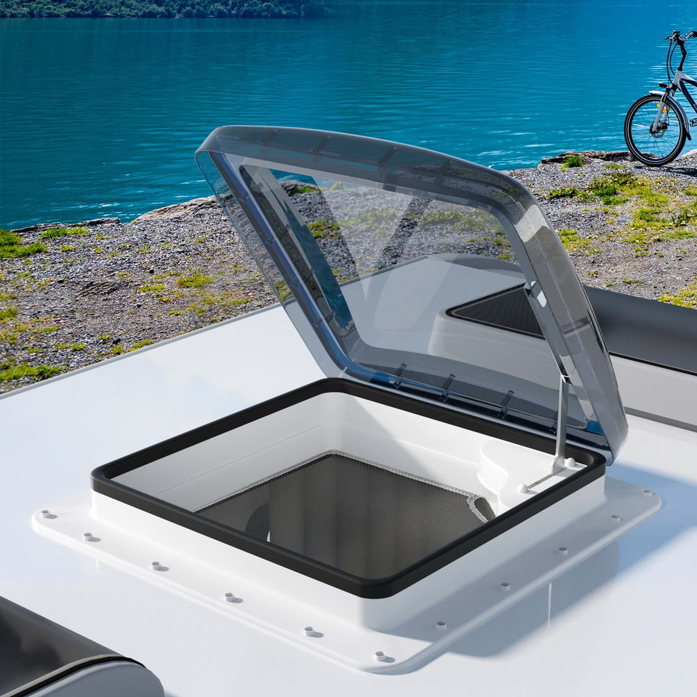 Weisshorn Caravan Roof Vent with Flyscreen - White