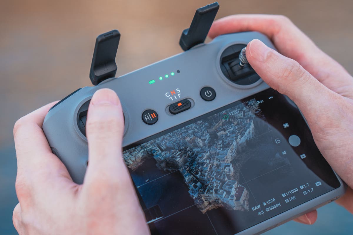 DJI Mini 4 Pro Drone  - Fly More Combo Kit | SuperSaverAU