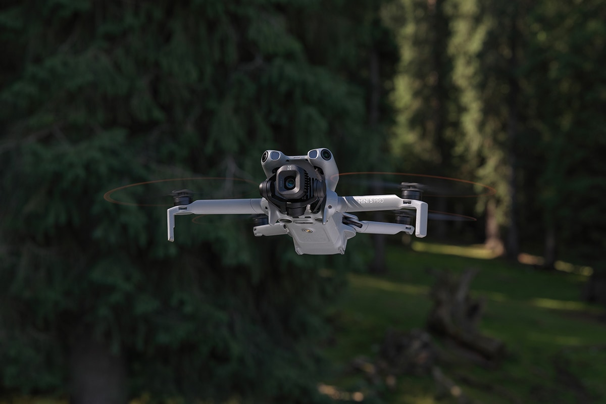 DJI Mini 5 Pro Drone - Fly More Combo (DJI RC2)