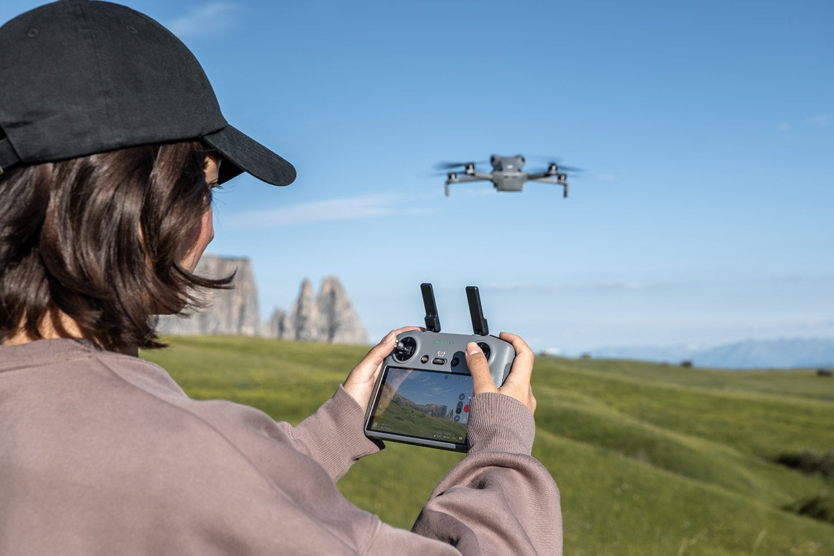 DJI Mini 5 Pro Drone - Fly More Combo (DJI RC2)