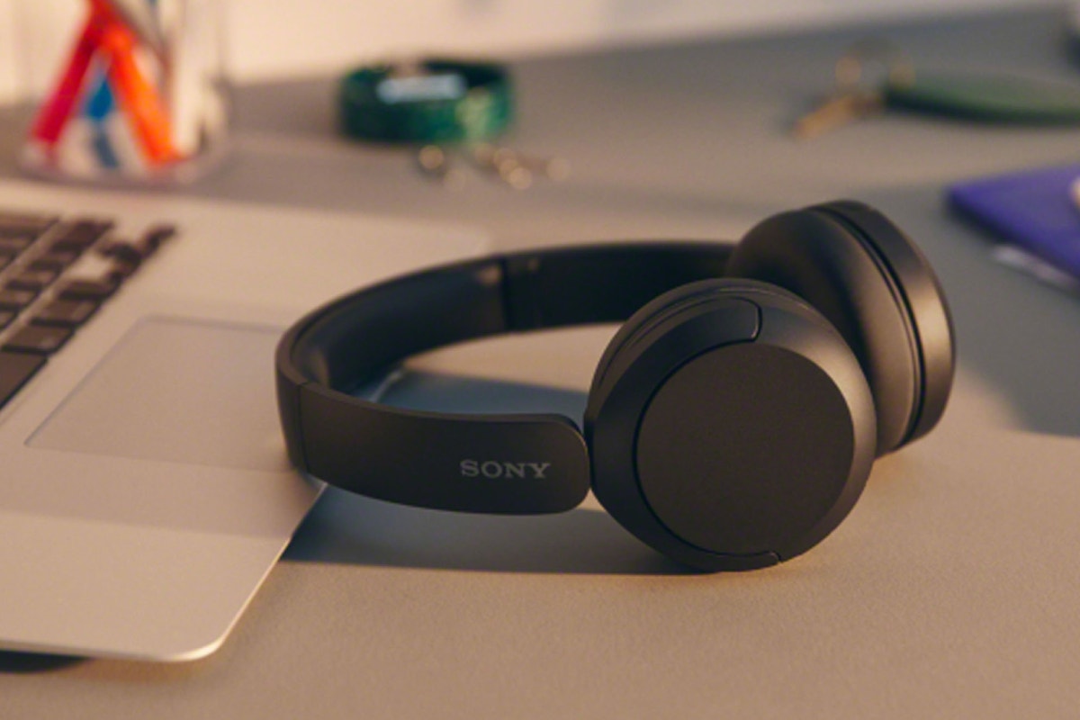 Sony WH-CH520 Wireless On-Ear Headphones (Black)