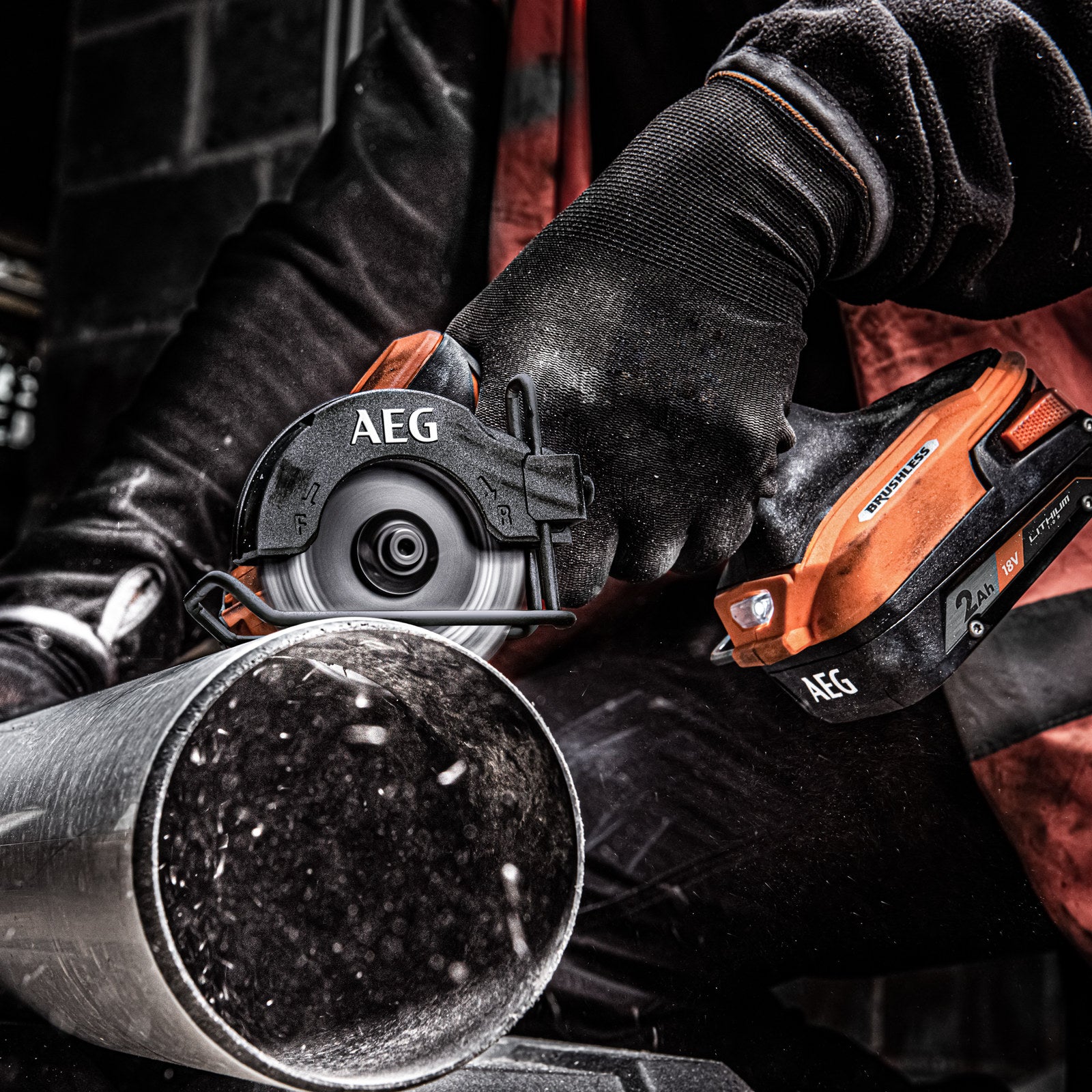AEG 18V 3" Brushless Sub Compact Cut Off Tool - Skin Only