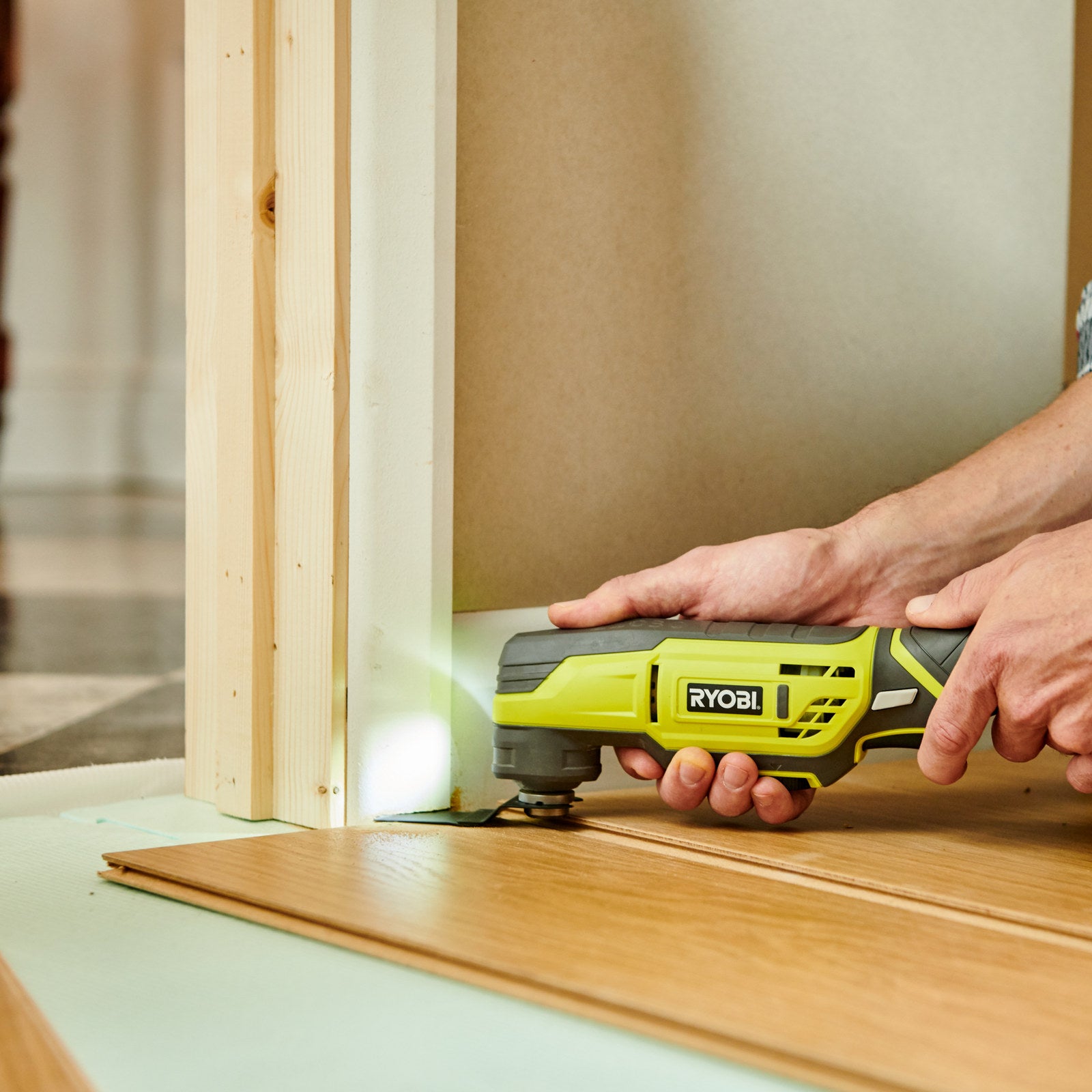 Ryobi 18V ONE+ Oscillating Multitool Kit
