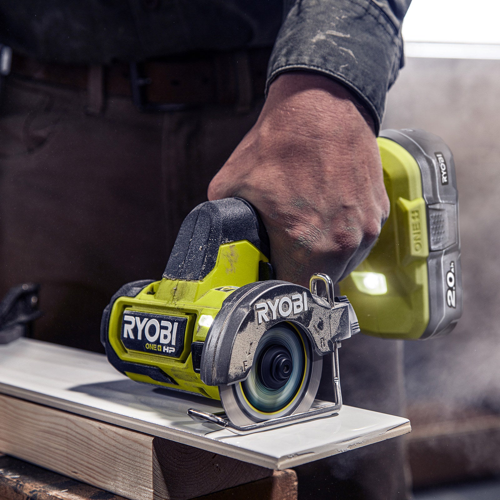 Ryobi 18V ONE+ HP Brushless 76mm Compact Cut Off Tool