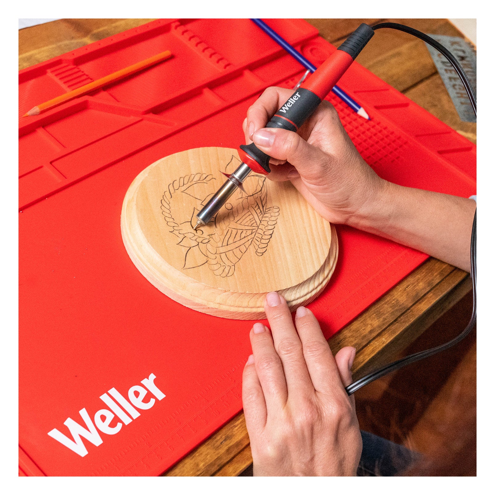 Weller 240V 25W Wood-Burning Kit 15 Piece Interchangeable Tips WLIWBK2523I