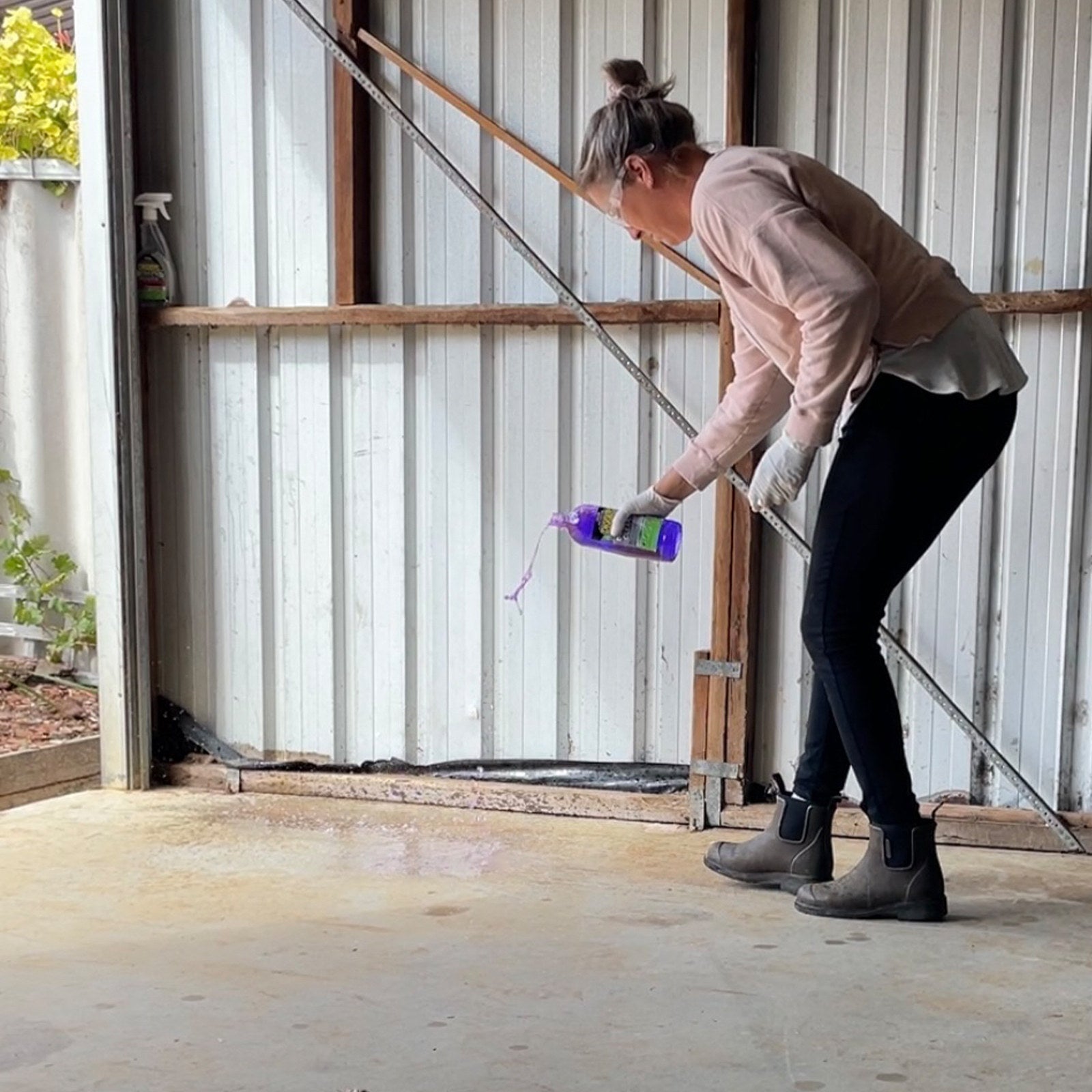 Diggers Driveway Cleanup, 1L