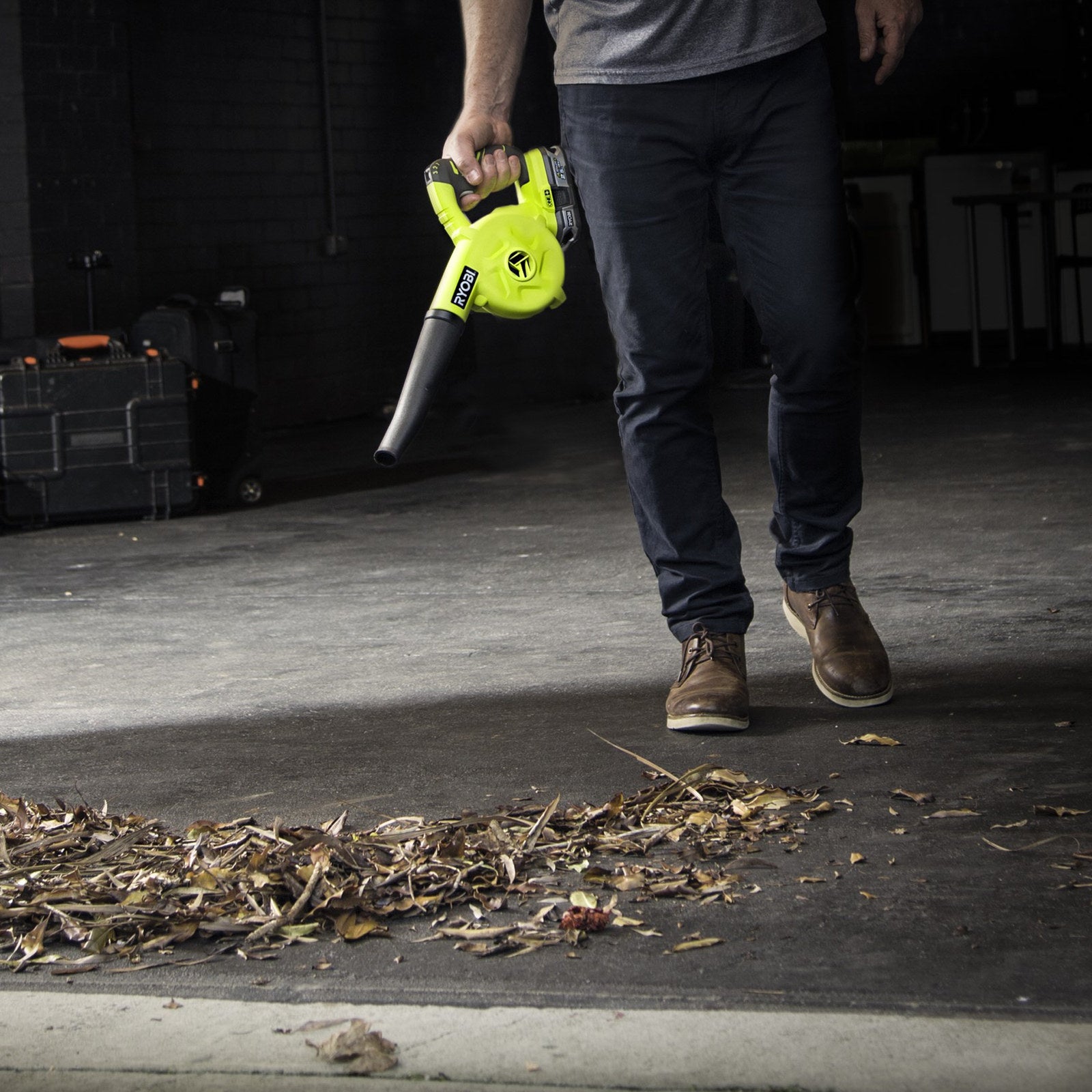 Ryobi 18V ONE+ 2.0Ah Workshop Blower Kit R18TB12