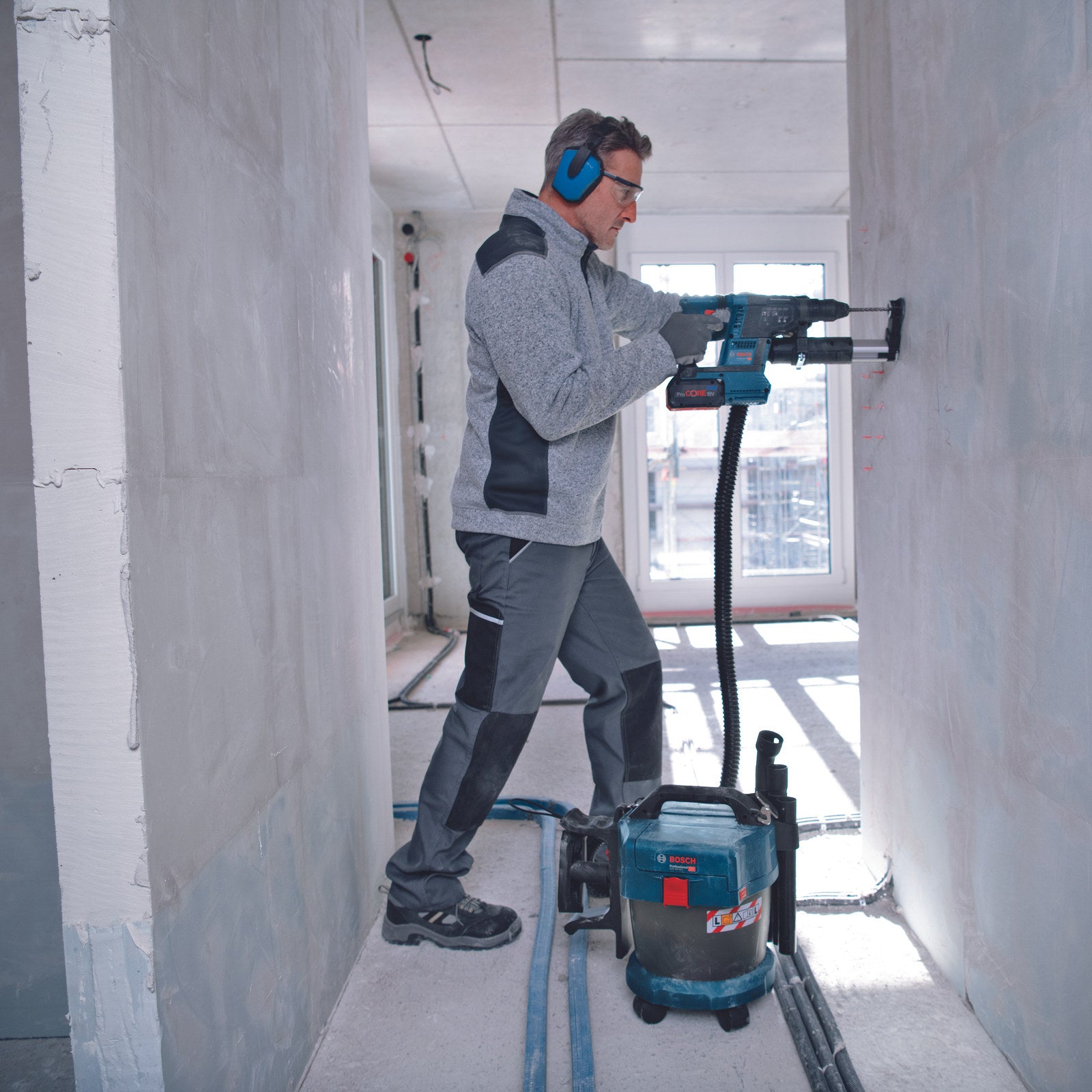 Bosch Professional 18V 10L Cordless Wet and Dry Vacuum GAS 18V-10 L - Skin Only