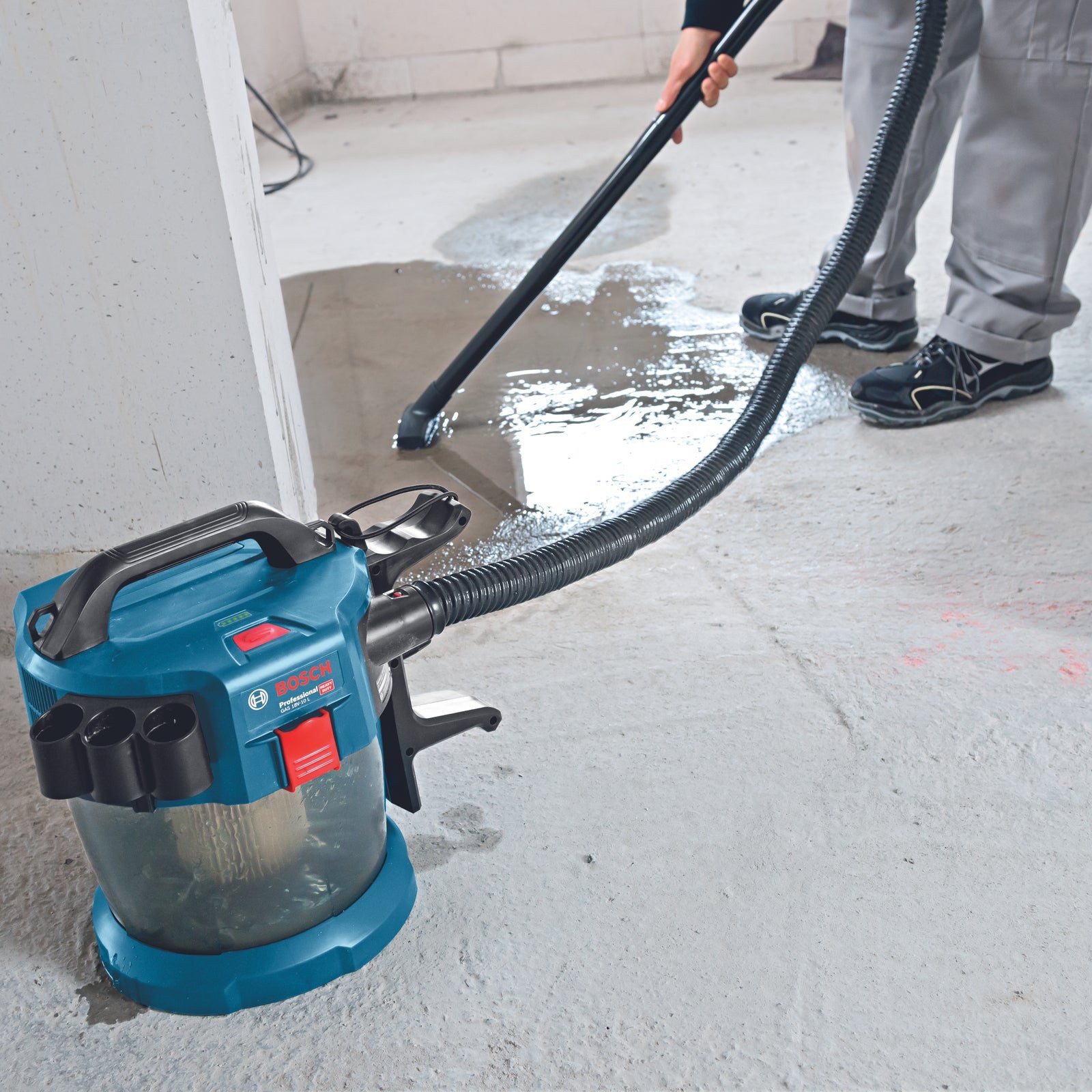 Bosch Professional 18V 10L Cordless Wet and Dry Vacuum GAS 18V-10 L - Skin Only