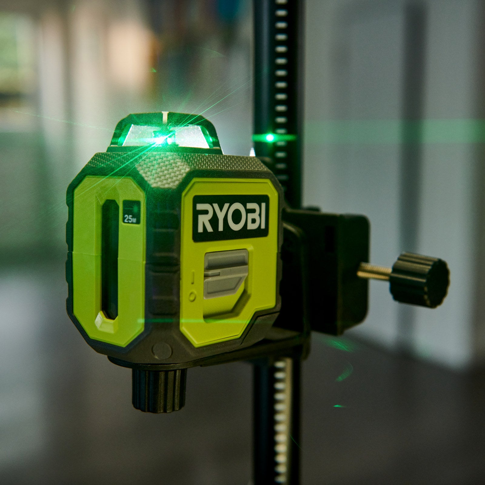 Ryobi 25m 360° Green Line Laser - Self-Levelling (RLL25GN)