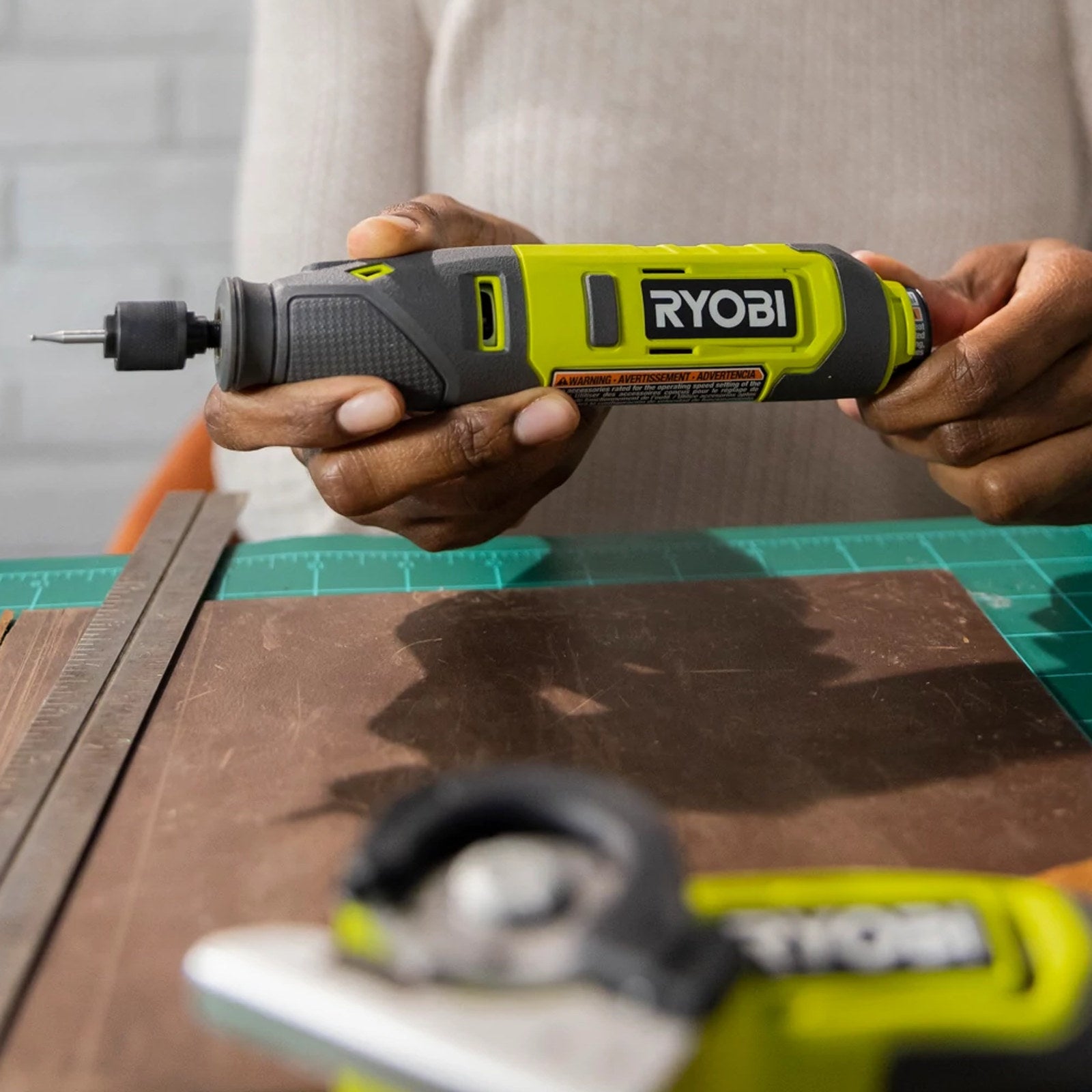 Ryobi USB Lithium 4V Rotary Tool 2Ah Kit (RRT4K)