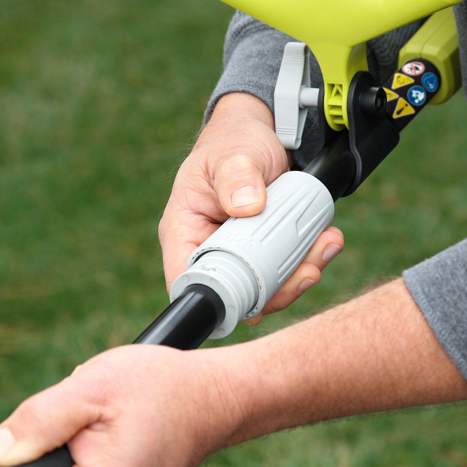 Ryobi Lithium+ 36V 8" 20cm 4.0Ah Cordless Pole Pruner Kit, Battery + Charger R36PPS114