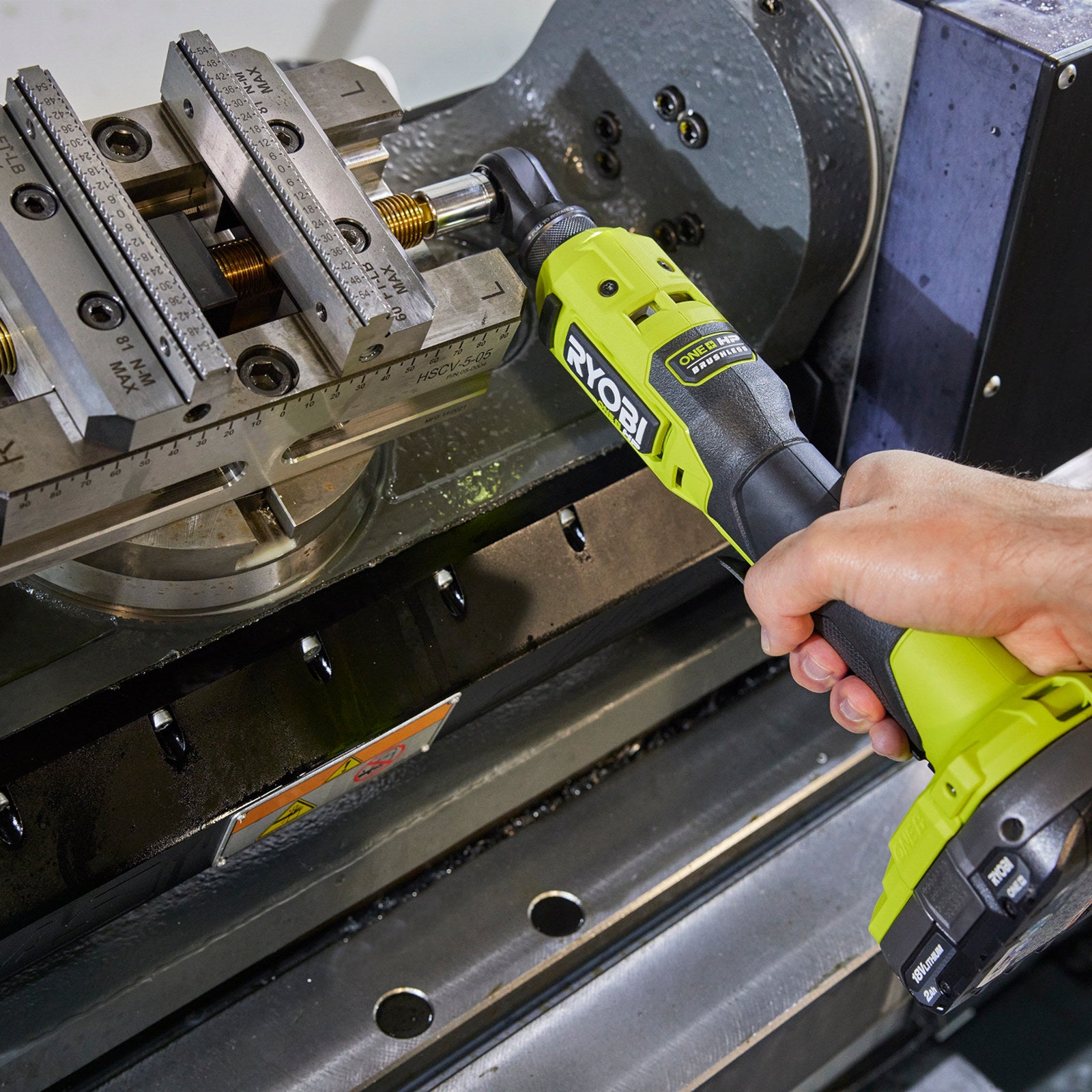 Ryobi 18V ONE+ HP Brushless 3/8" Compact High-Speed Ratchet - Skin RRW18C