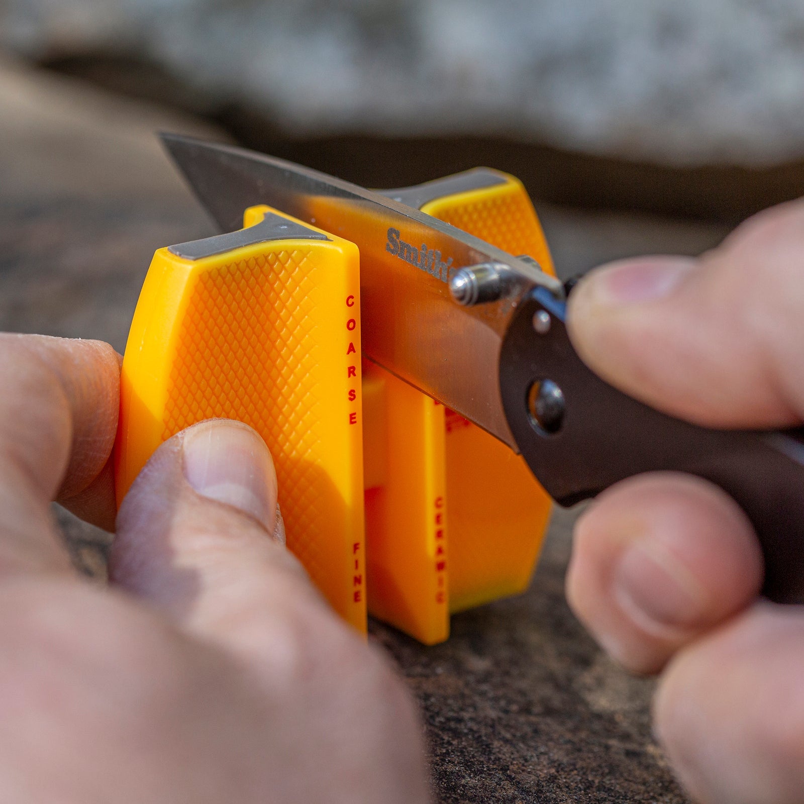 Smith's 2-Step Knife Sharpener, Tungsten Carbide & Ceramic, 20° Preset