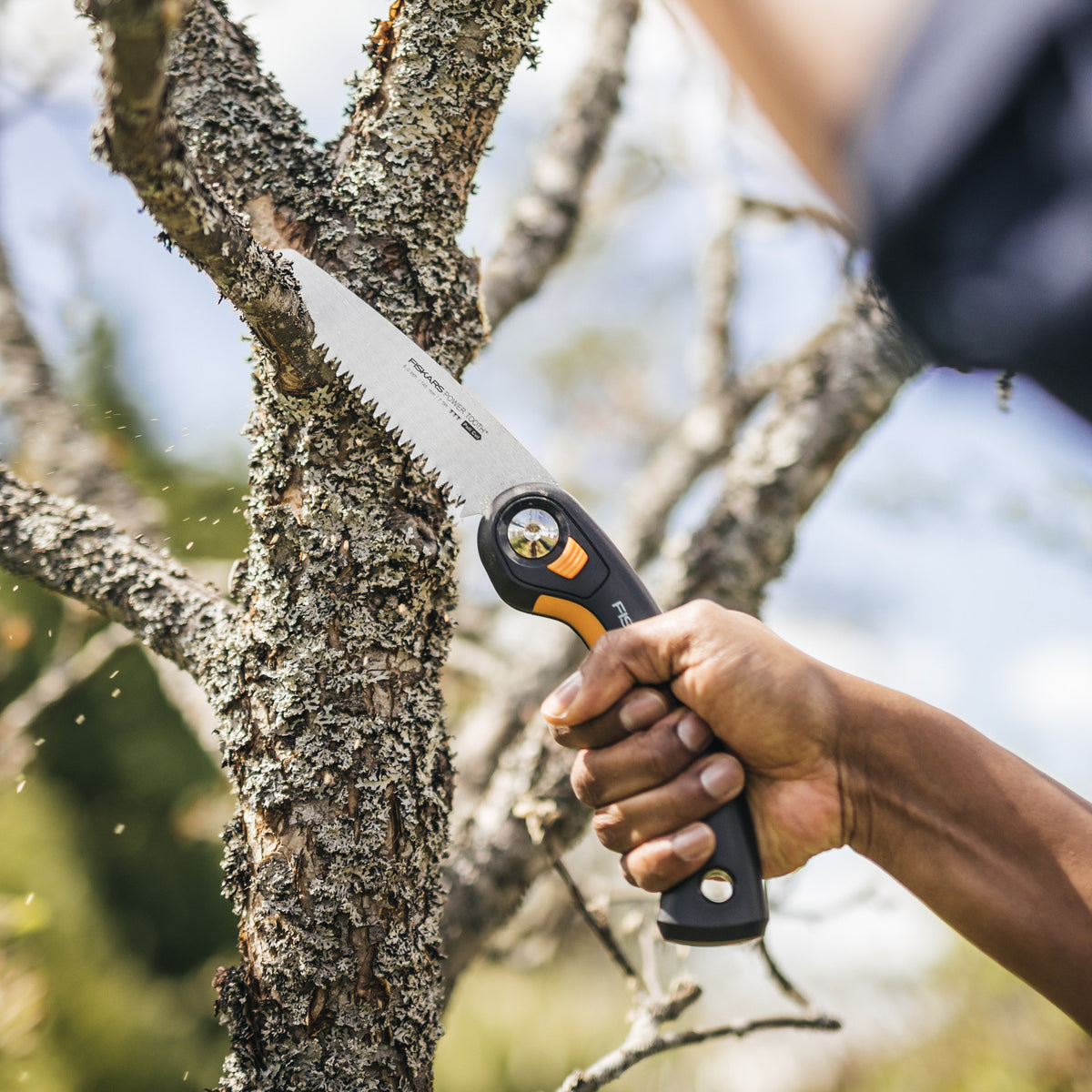 Fiskars Plus 150mm 8" Folding Pruning Saw SW68