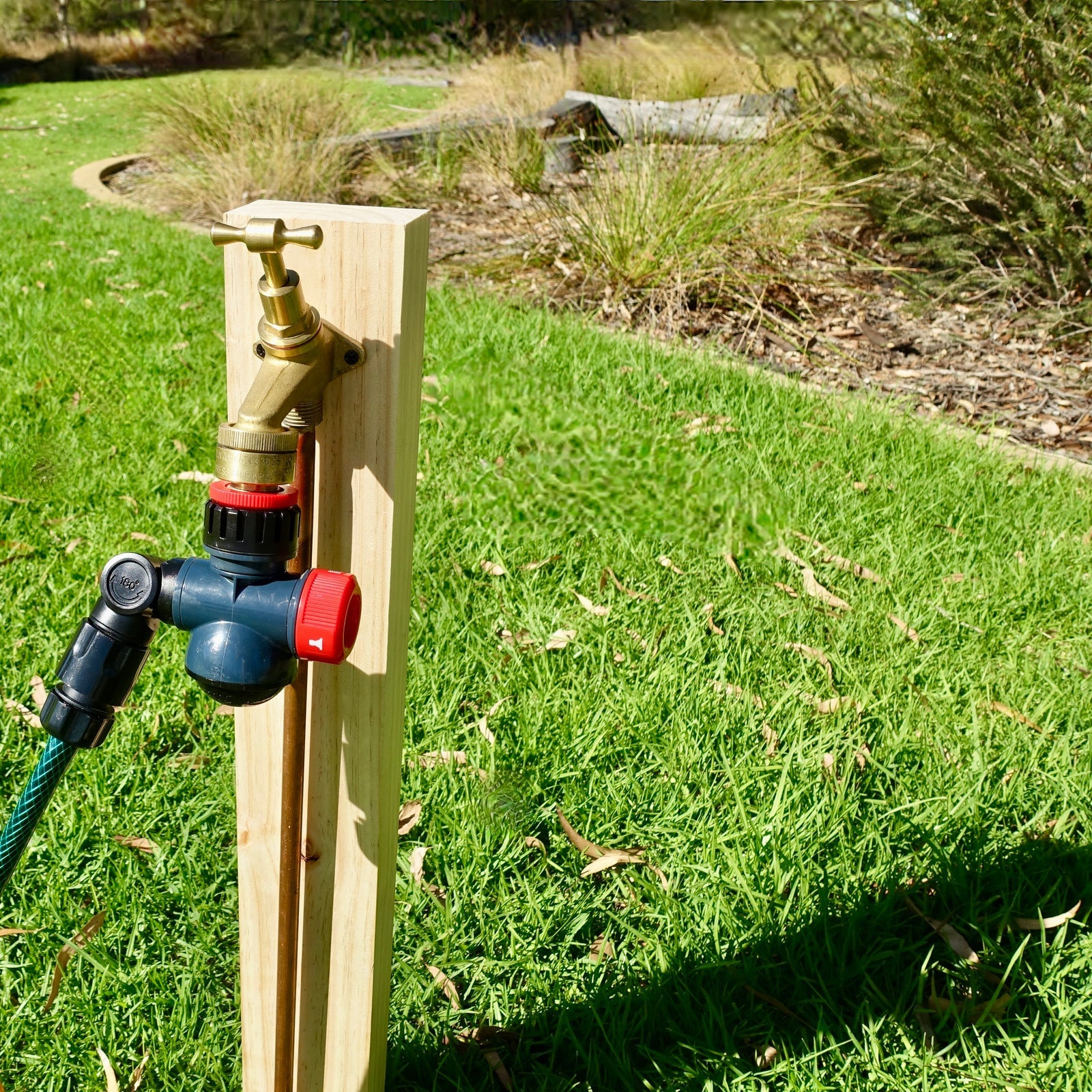 Bondall Bluhen 3 In 1 Mounted Tap Watering Hub