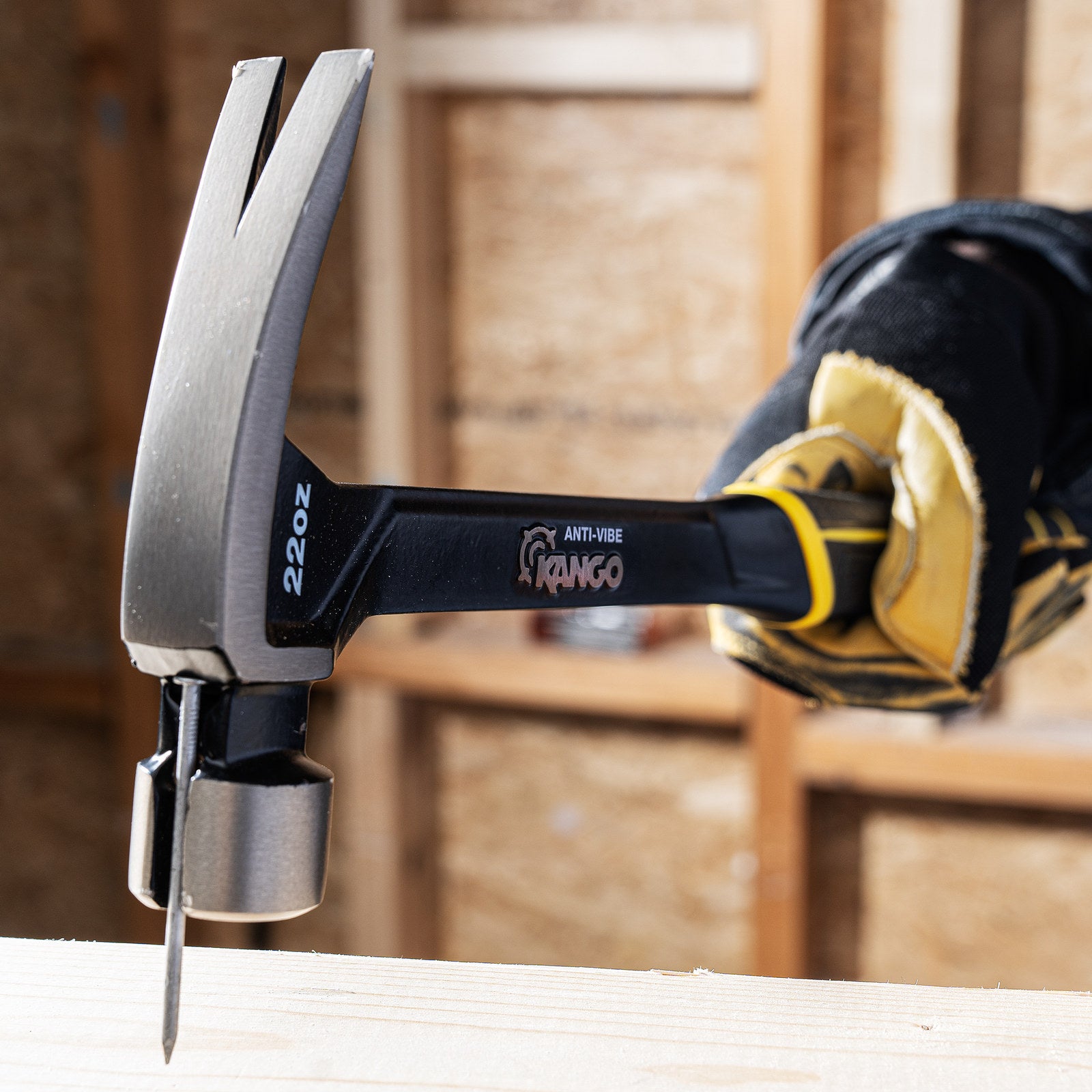 Kango 22oz Steel Anti-Vibe Framing Hammer with Forged Head