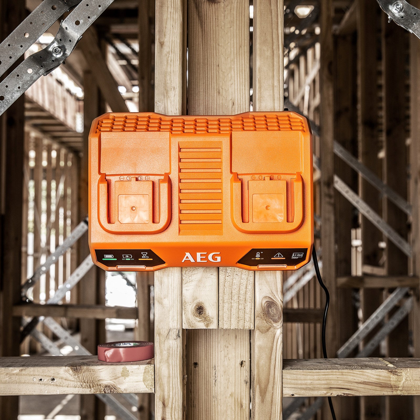 AEG 18V 5.0Ah Dual Port Charger and Battery Twin Pack A18ODPS52G