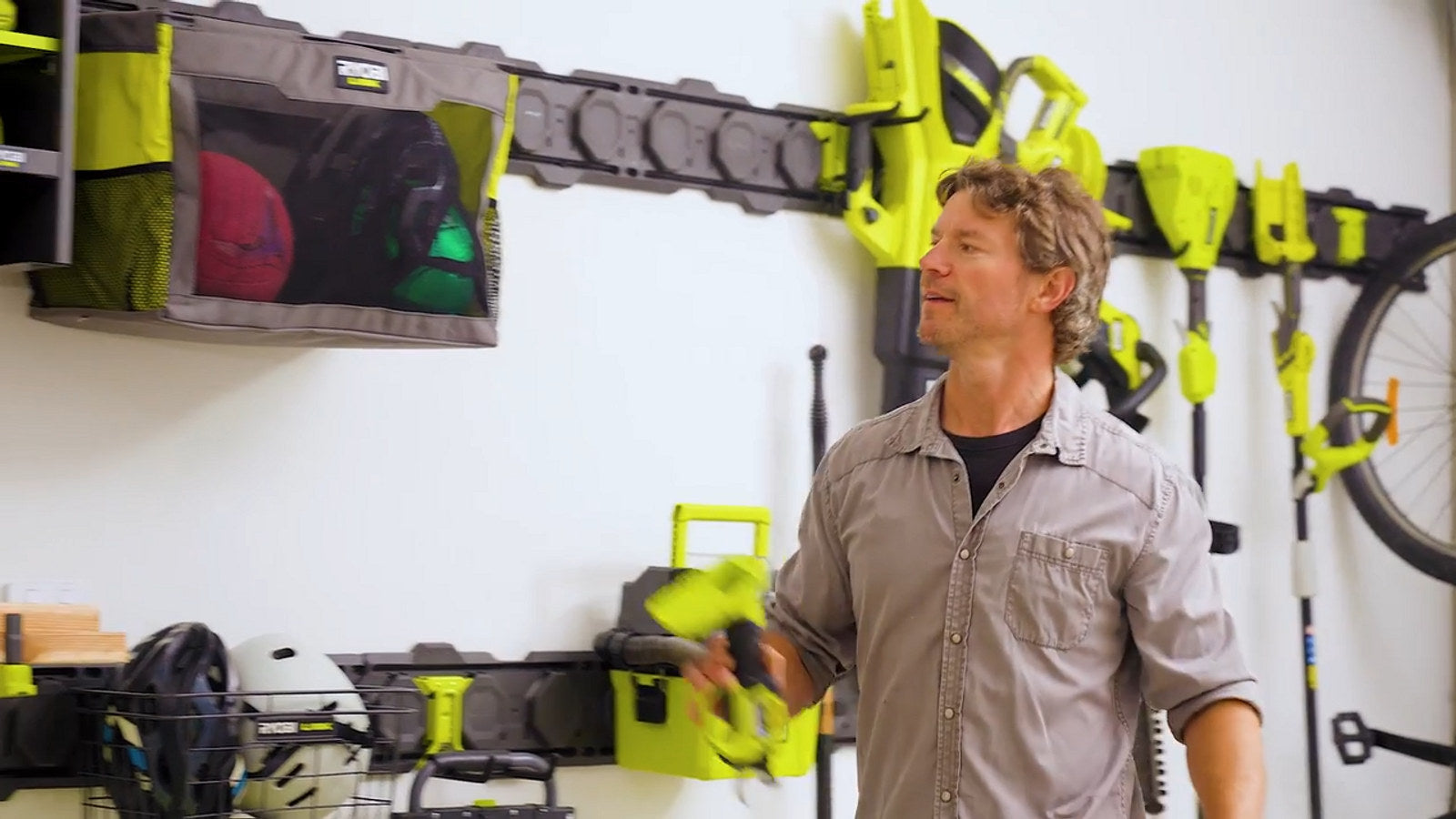 Ryobi LINK 2-In-1 Bracket for Long Material Storage on LINK Wall Rails