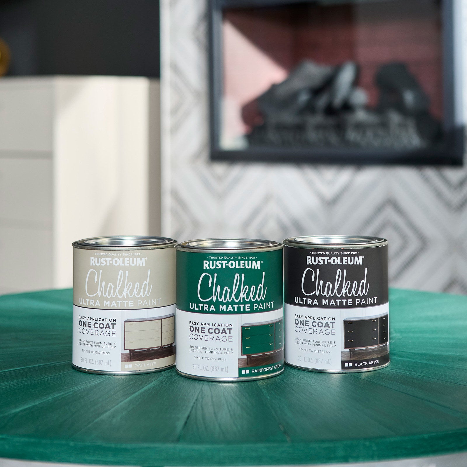 Rust-Oleum 887ml Oat Latte Ultra Matte Chalked Paint, Splatter Resistant Indoor