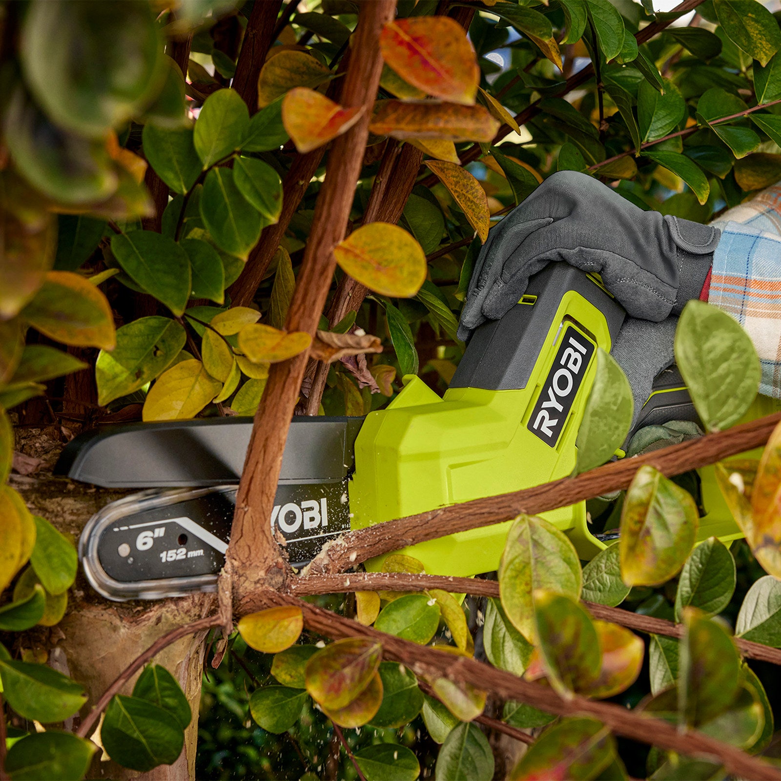 Ryobi 18V ONE+ 6" 152mm Pruning Saw 2.0Ah Kit with Battery & Charger