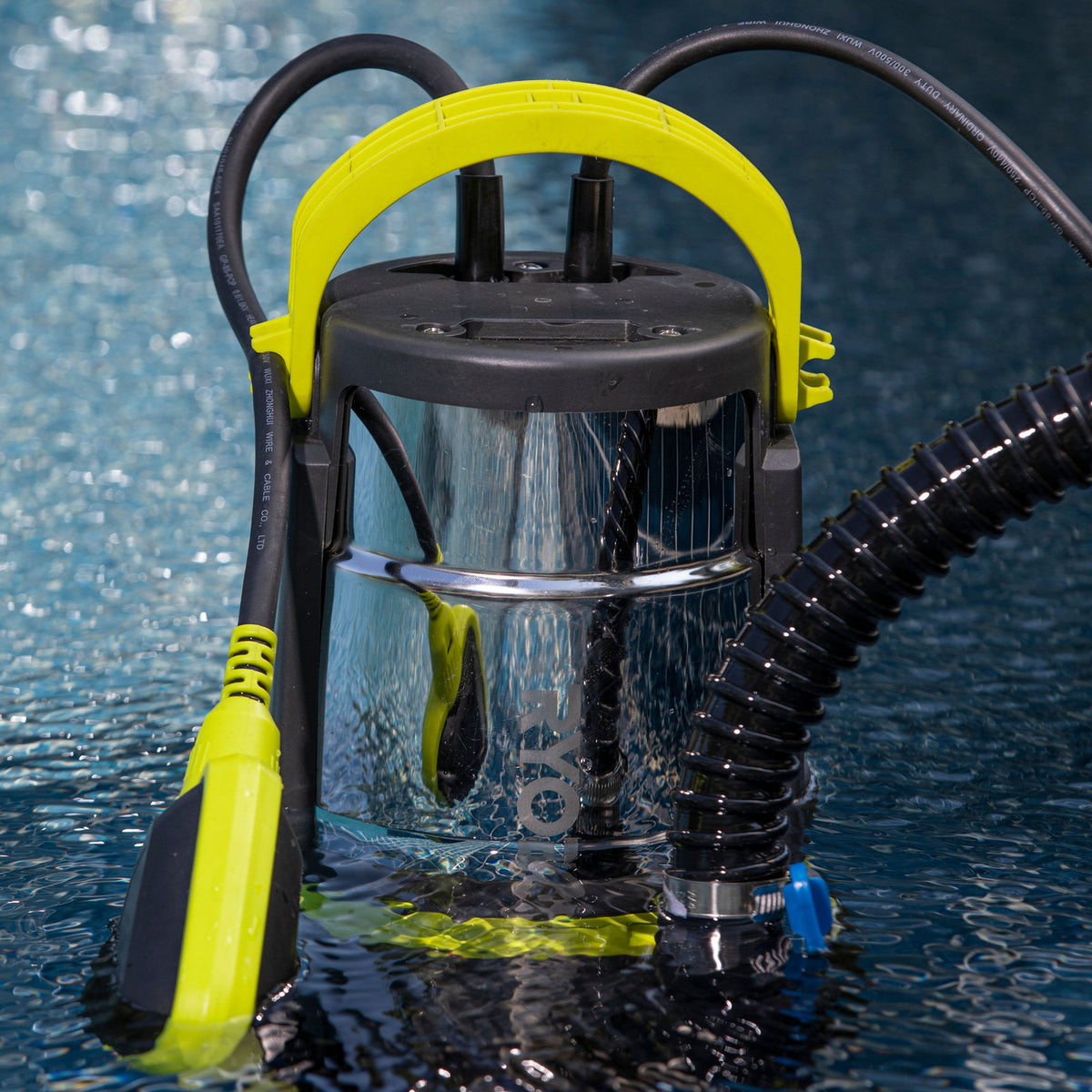 Ryobi 750W Clean and Dirty Water Submersible Pump RACSUP12 - 16,500L/hr
