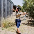 Green Hip Give Cargo Women's Shorts Navy Blue Size 24 Cotton Stretch UPF 50+ Mid-Rise