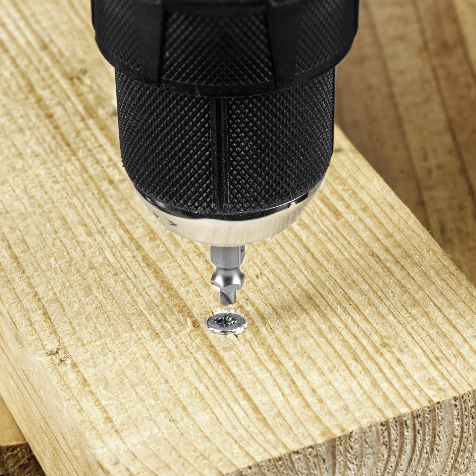 Kango 4 Piece Screw Extractor Set - Removes Stripped, Broken & Rounded Screws and Bolts
