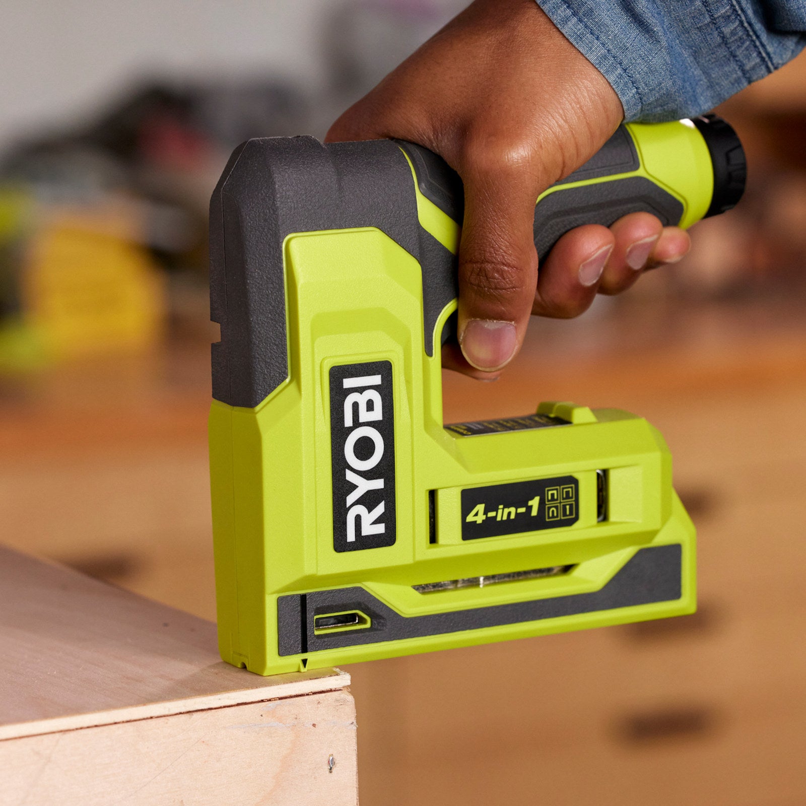Ryobi USB Lithium 4-in-1 Cordless Stapler 2Ah Kit RST4K