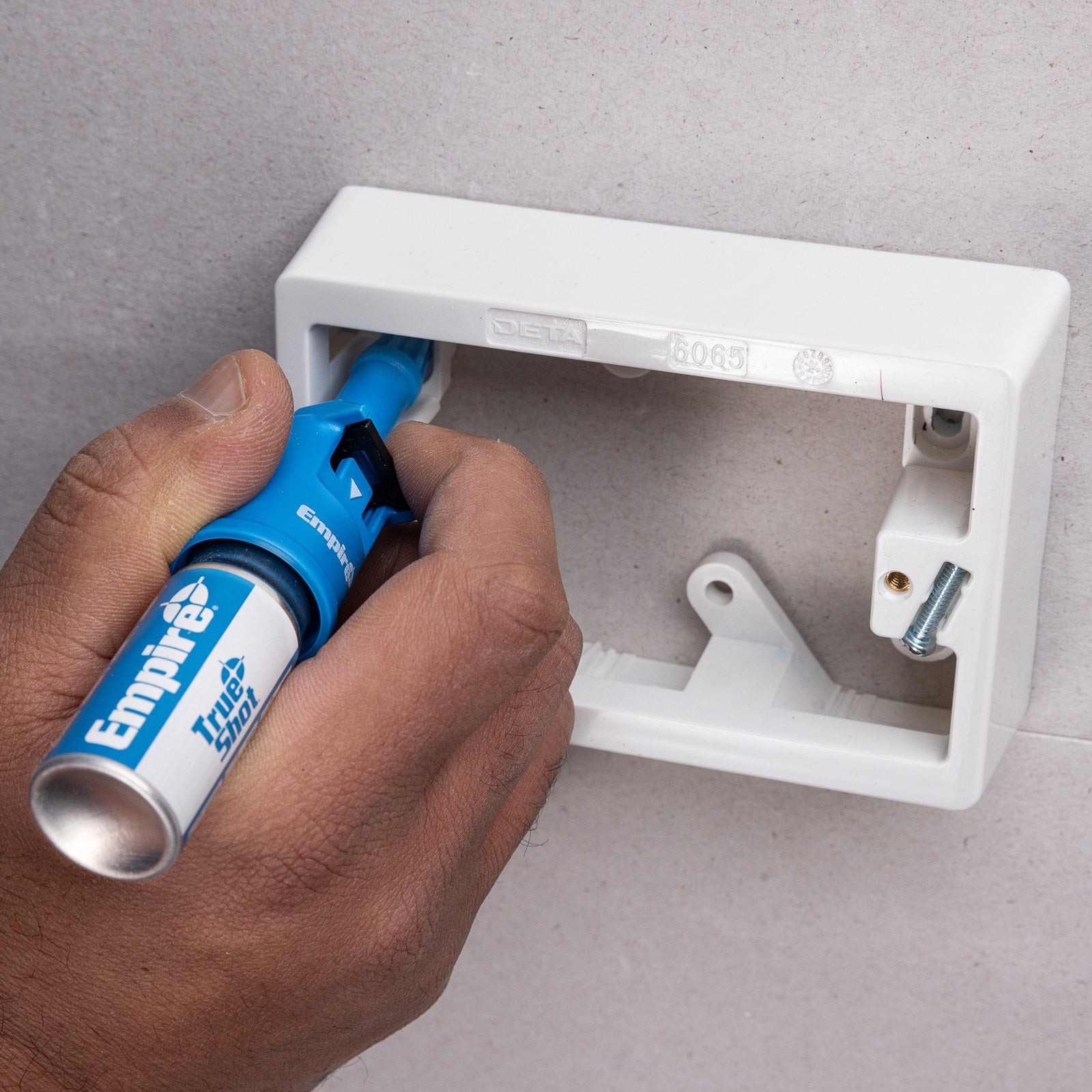 Empire True Shot 50mm Deep Hole Chalk Marker for Brick, Metal, Timber & Porcelain