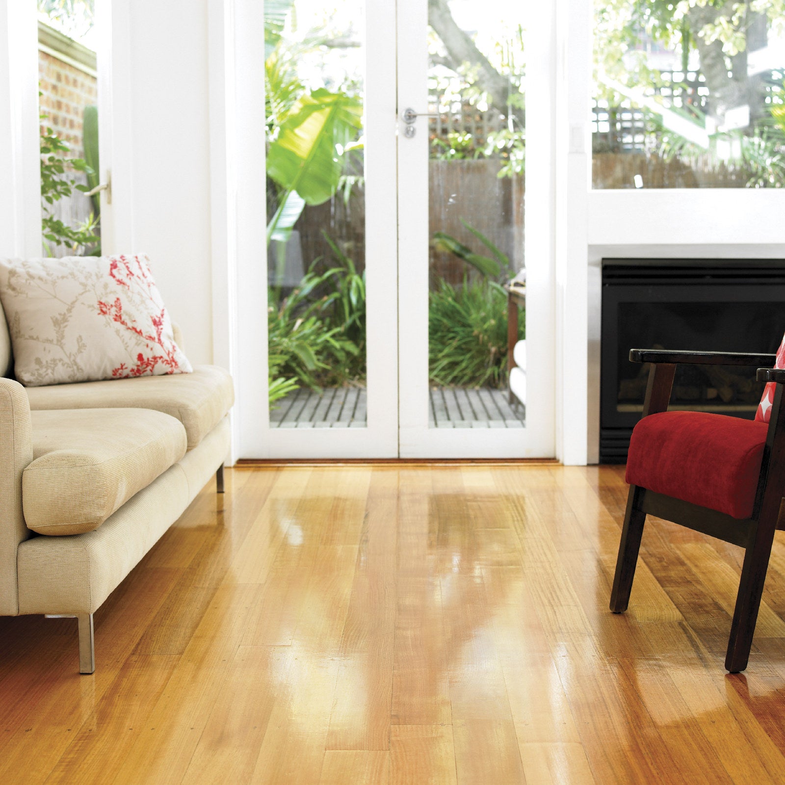 Cabot's 4L Cabothane Clear CFP Floor Polyurethane Oil Based Gloss