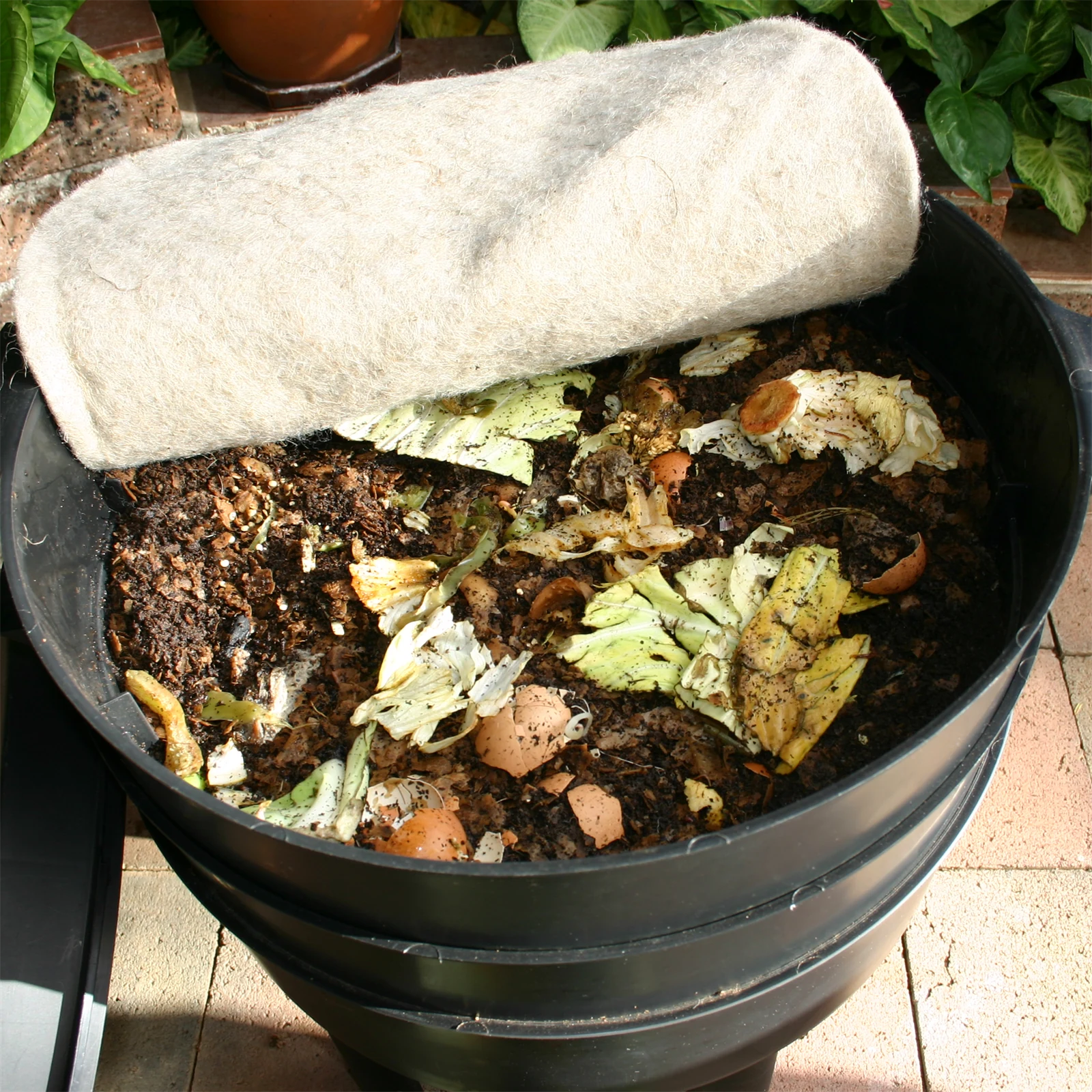 Tumbleweed Can-O-Worms Worm Farm Composting Kit